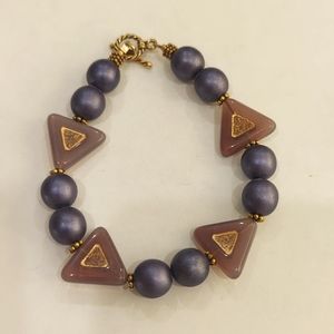 Beautiful purple pearl and glass beaded bracelet